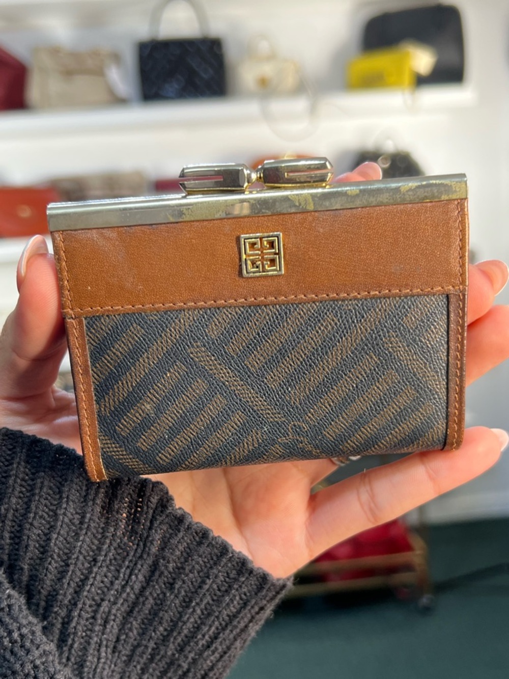 GIVENCHY COIN PURSE
